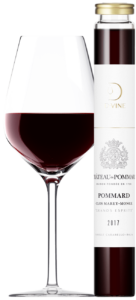 Flacon 10-Vins et verre de vin